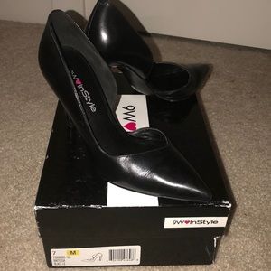 Nine West Point toes high heels